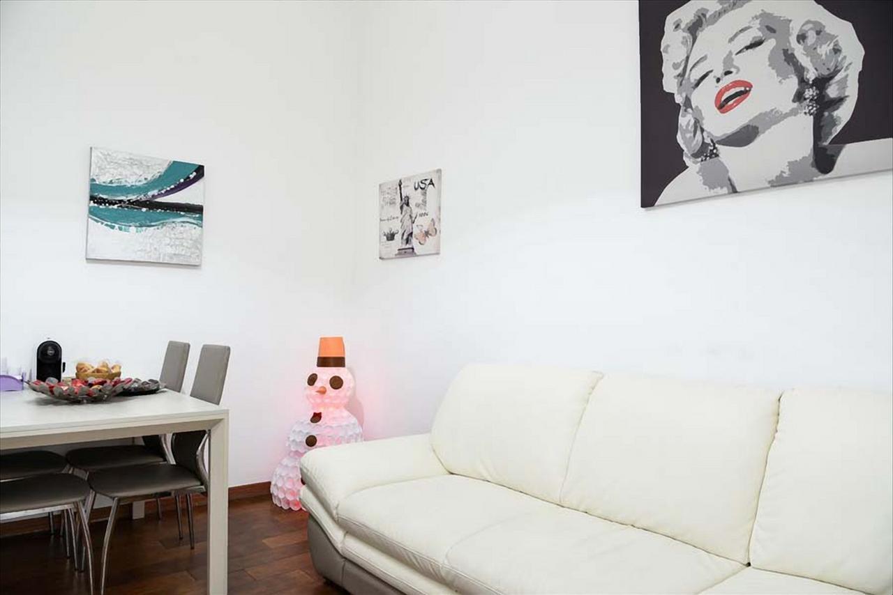 Flaminia 26 * Rome
